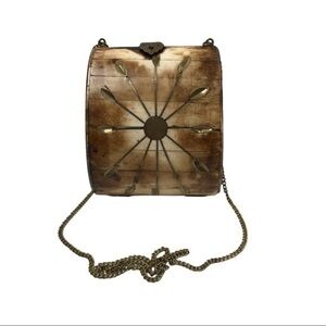 Vintage bag with brass hardware, purple velvet lining 
Crossbody bag